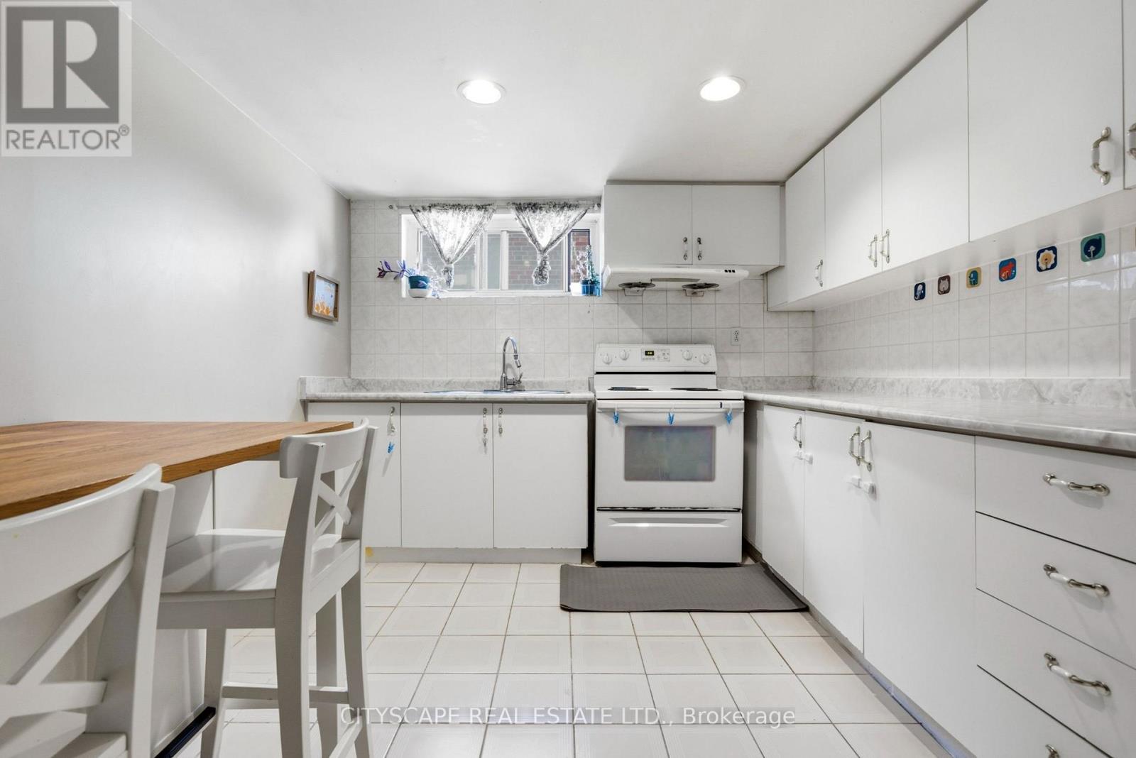 38 MARTA AVENUE - Image 13