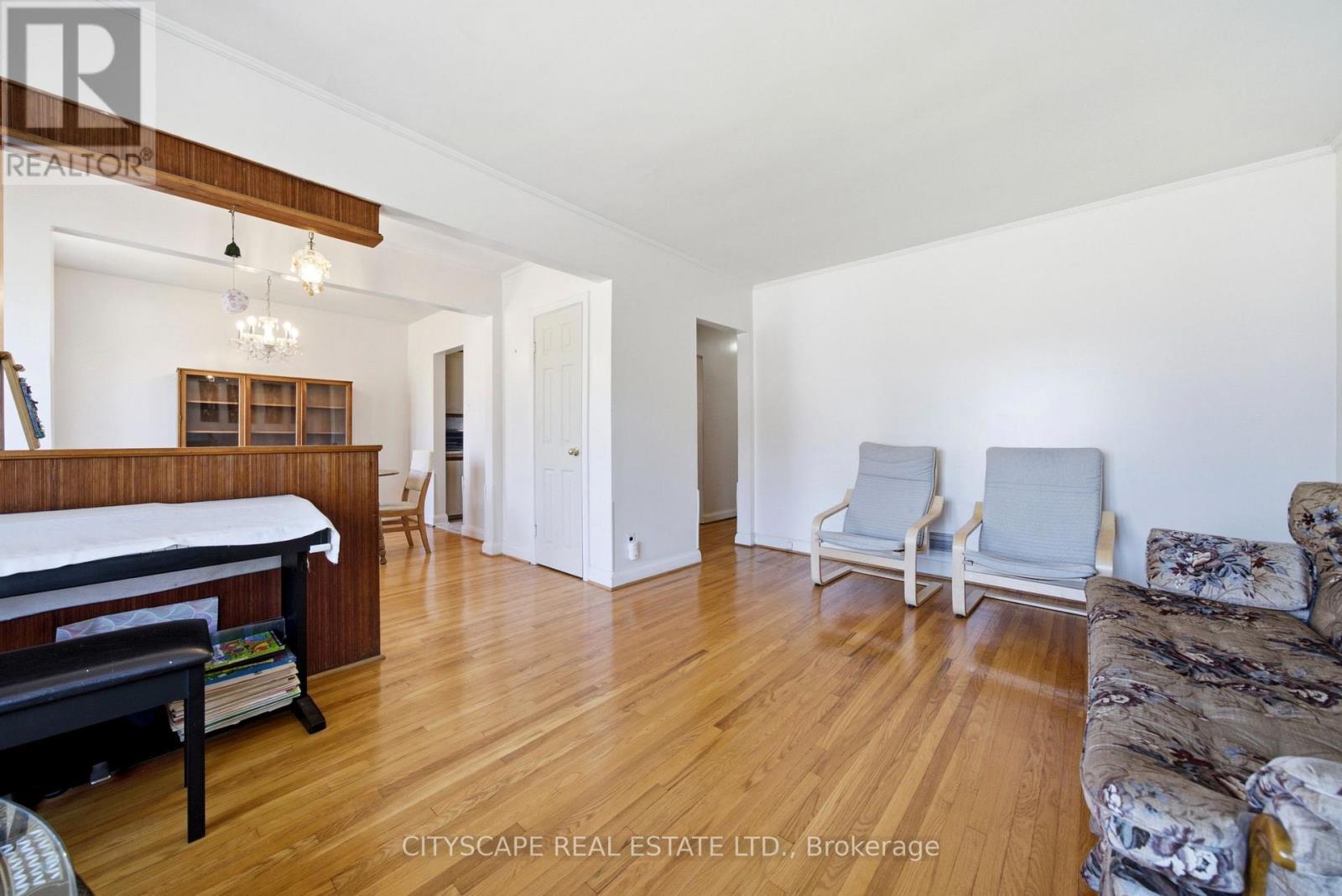 38 MARTA AVENUE - Image 3