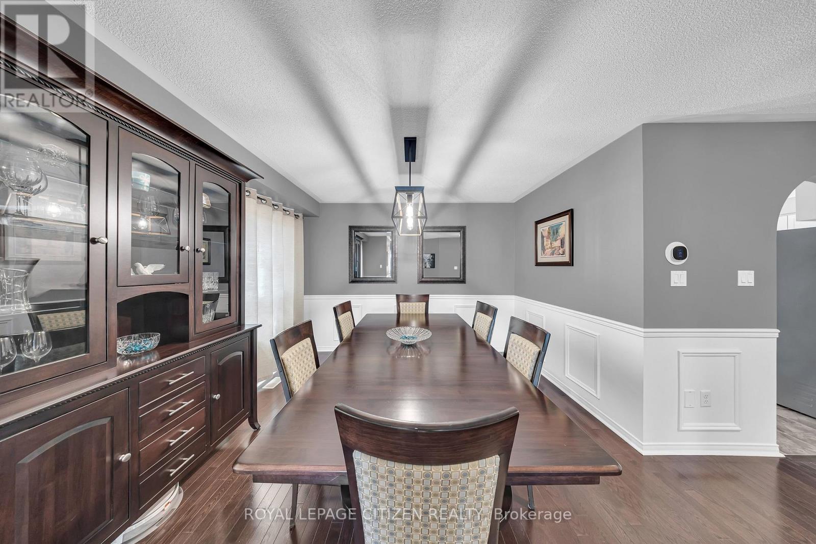 1341 WOODSTREAM AVENUE - 11