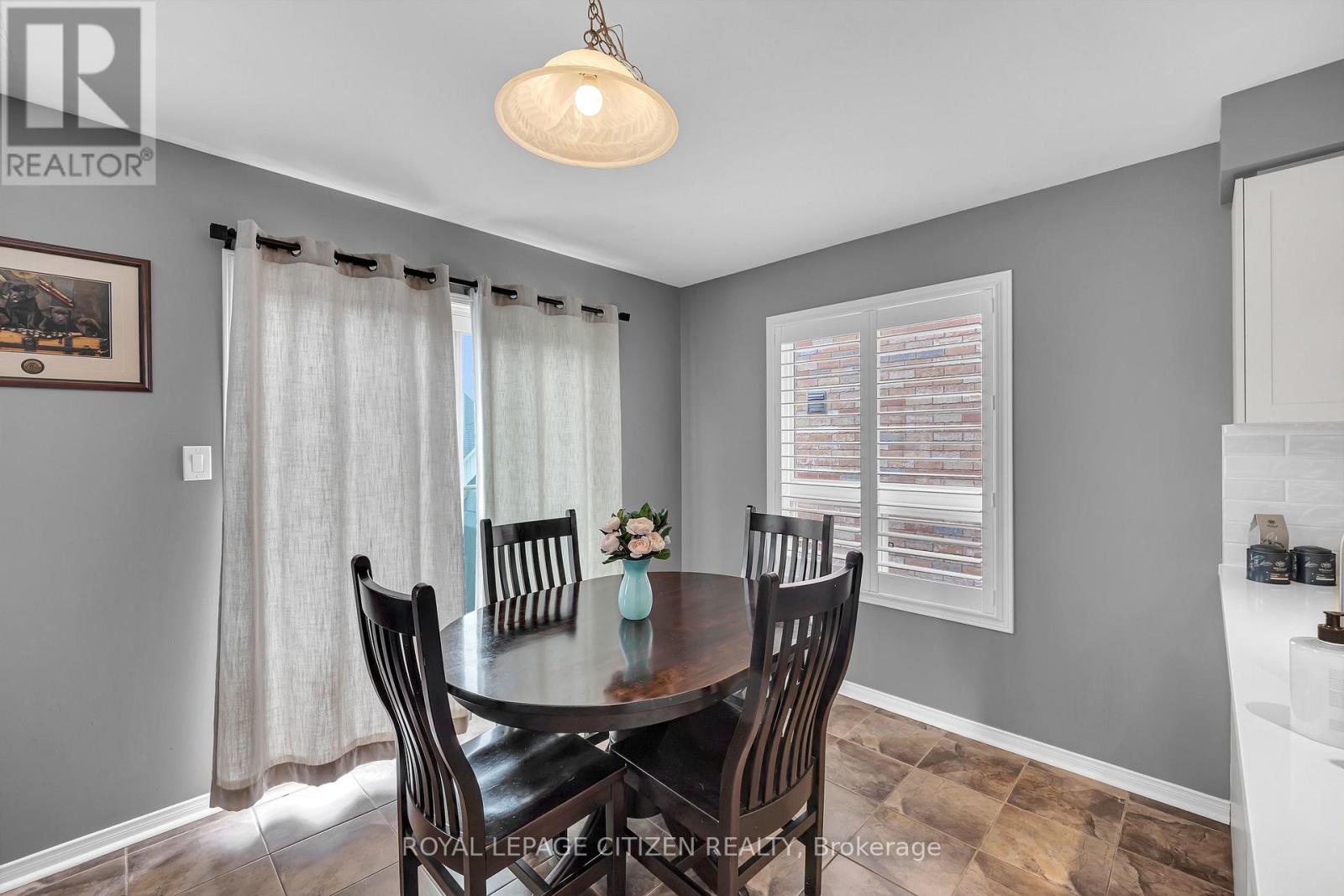 1341 WOODSTREAM AVENUE - 17