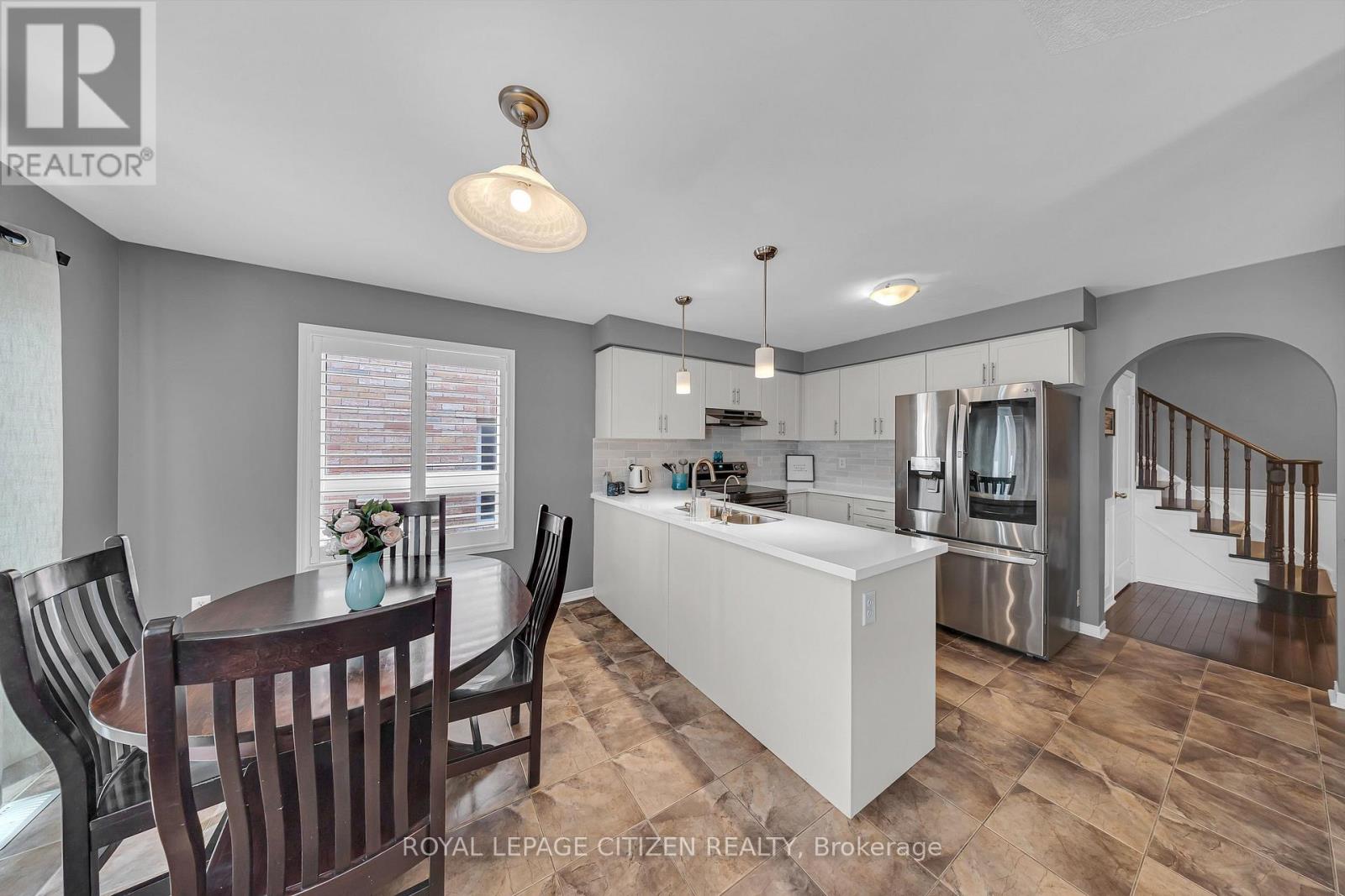 1341 WOODSTREAM AVENUE - 19