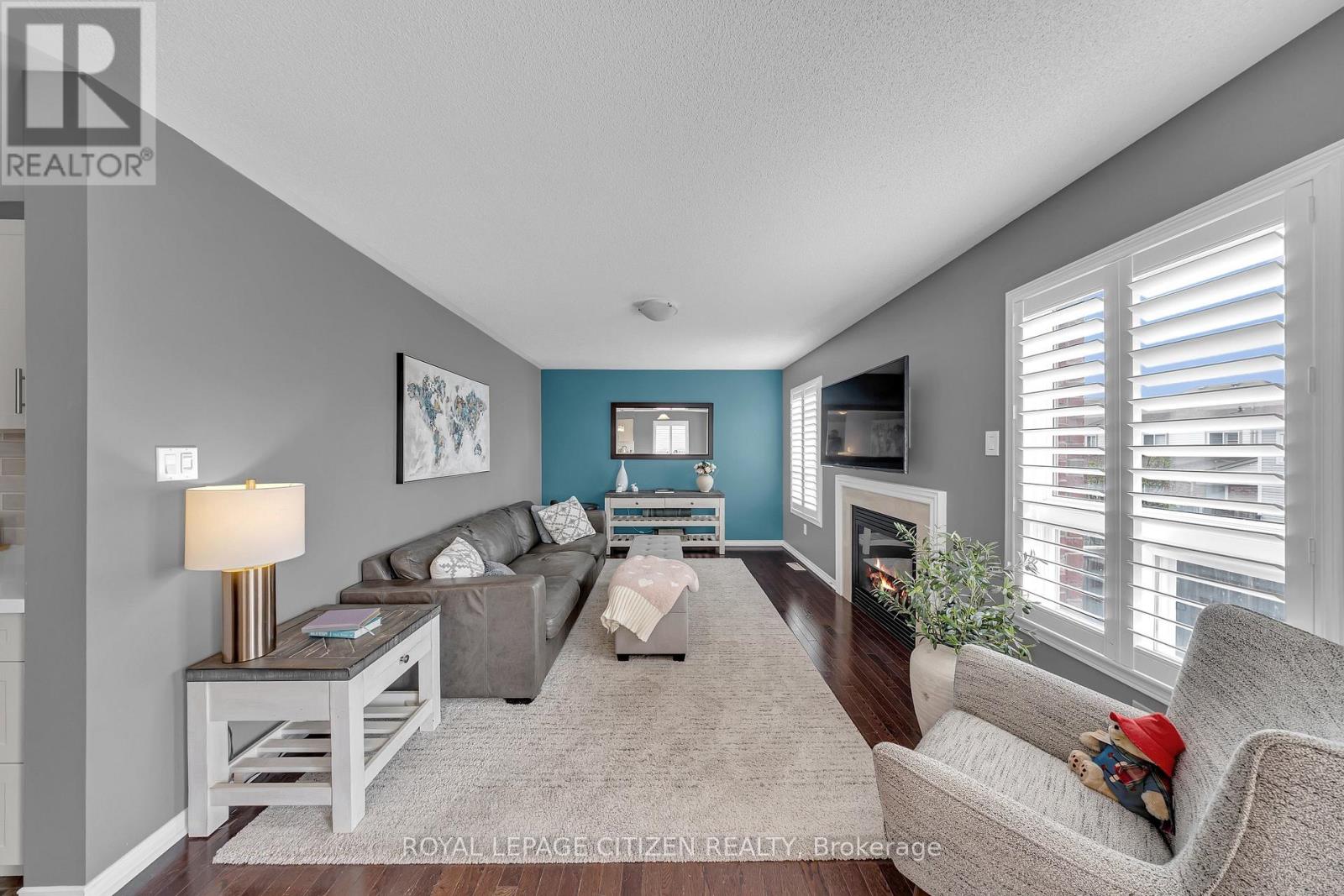 1341 WOODSTREAM AVENUE - 22