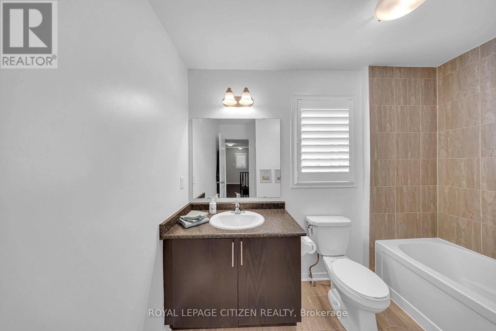 1341 WOODSTREAM AVENUE - 31