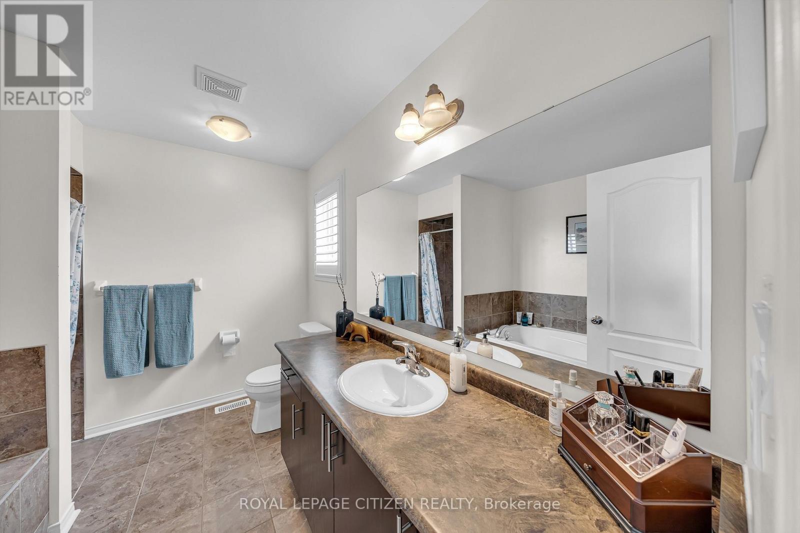 1341 WOODSTREAM AVENUE - 37