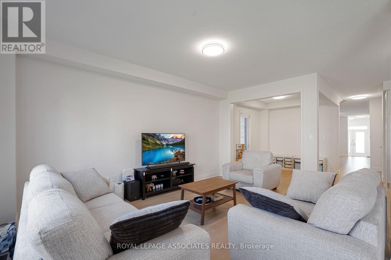2201 CRYSTAL DRIVE - 13