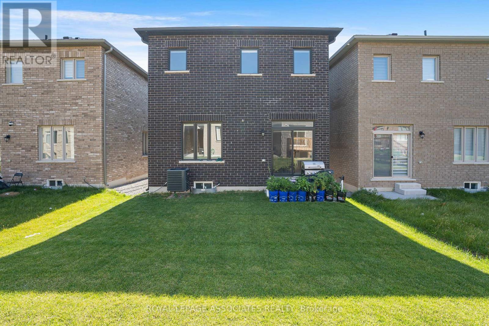 2201 CRYSTAL DRIVE - 39