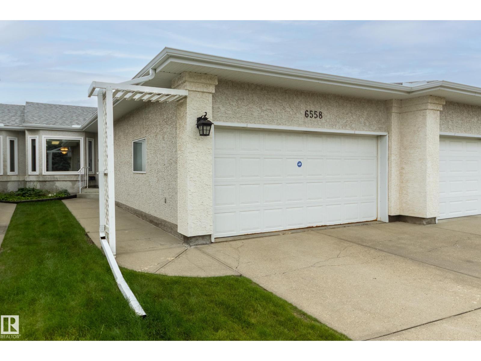 6558 158 AV NW - 1