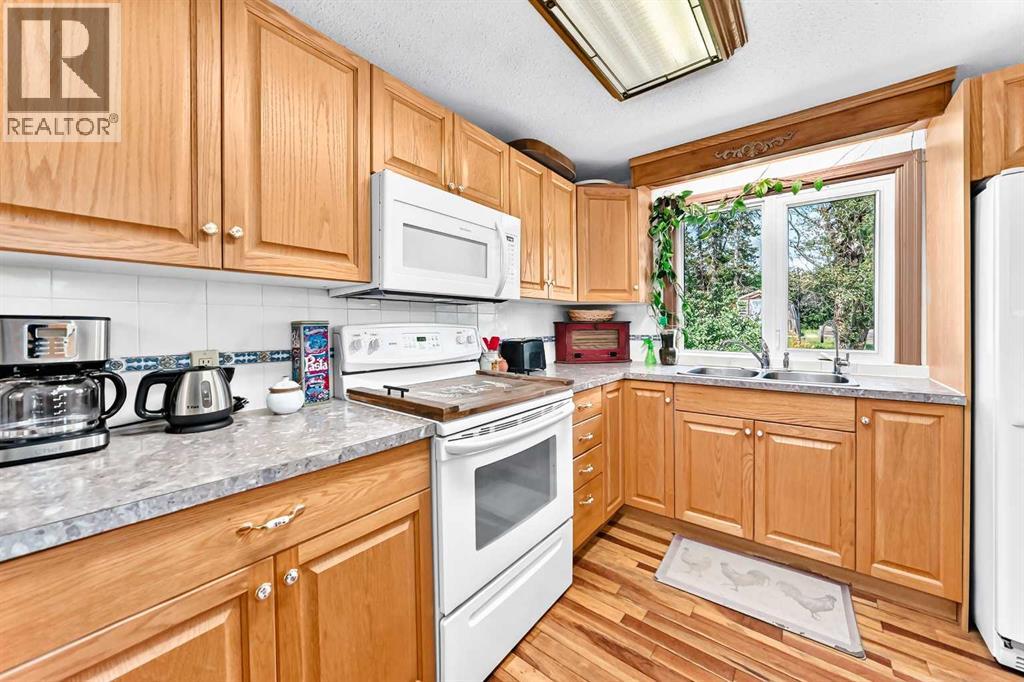 440080 Range Road 260 - 6