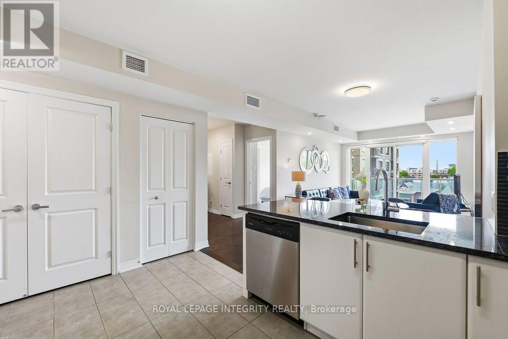 #802 195 BESSERER STREET - 16
