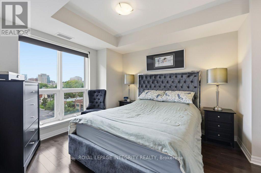 #802 195 BESSERER STREET - 31