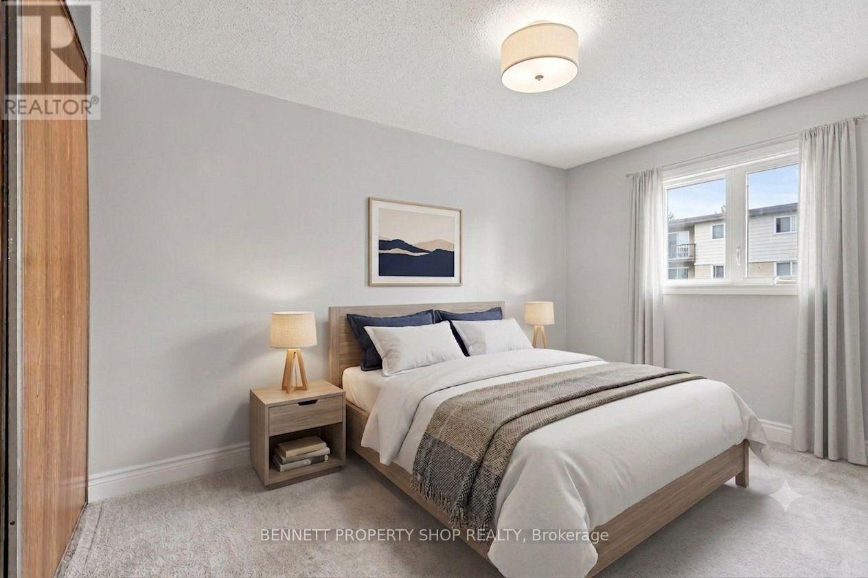 19 LIGHTFOOT PLACE - 11