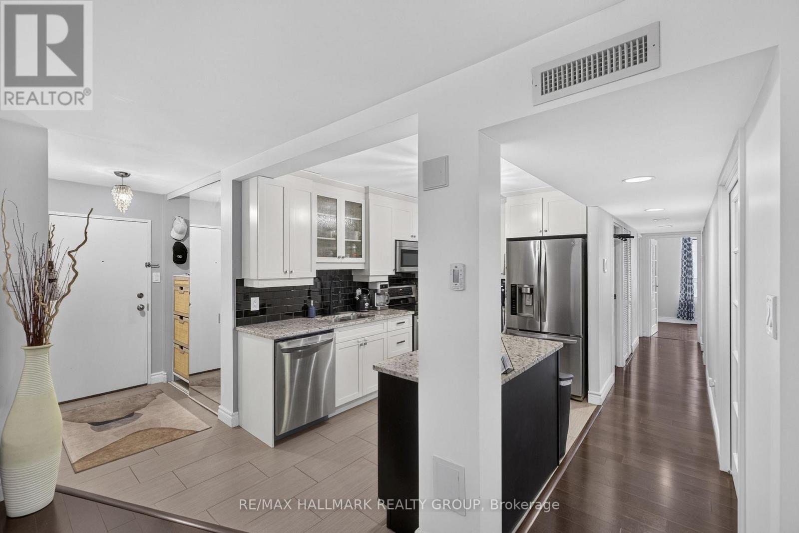 #510 199 KENT STREET - Image 13