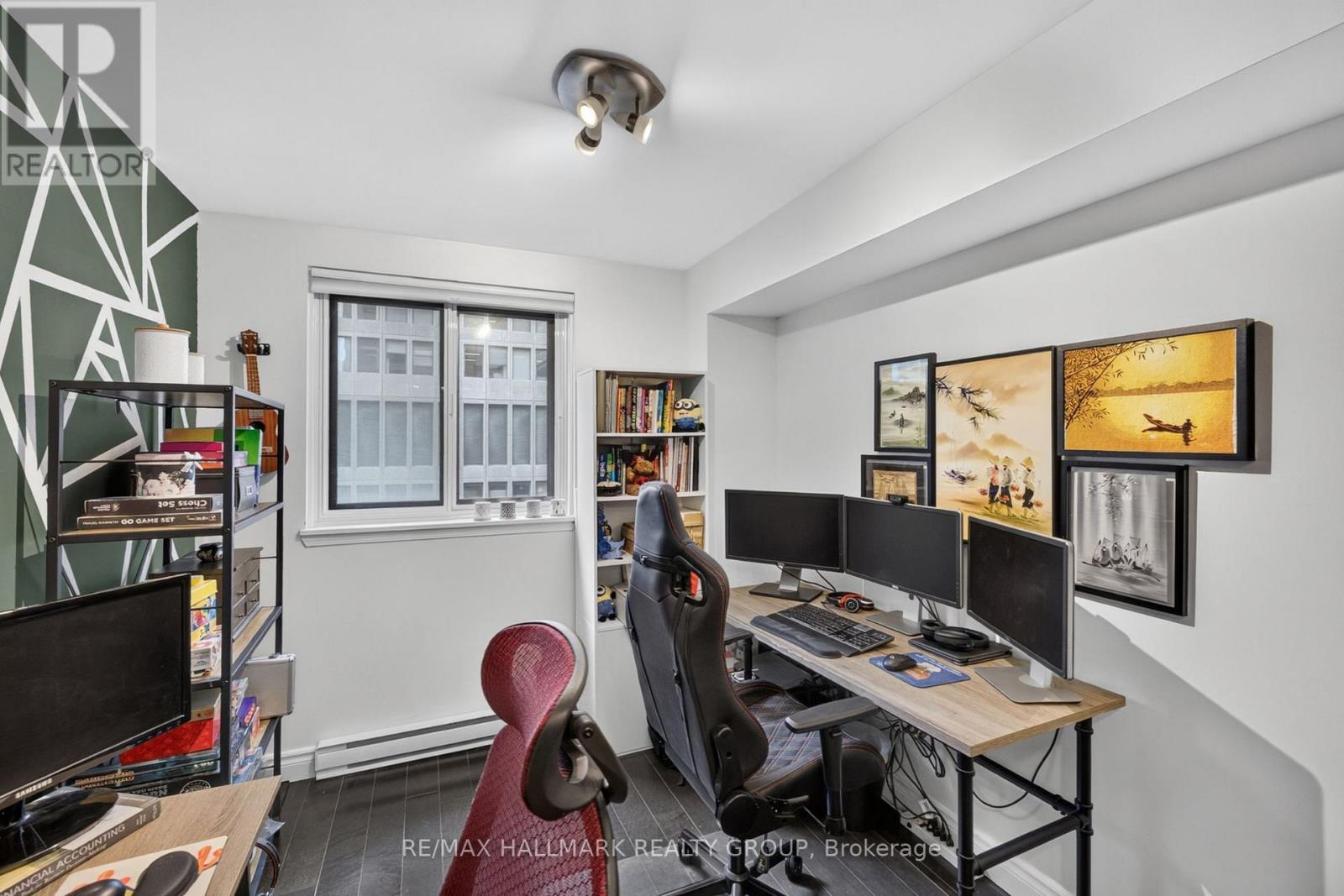 #510 199 KENT STREET - Image 21
