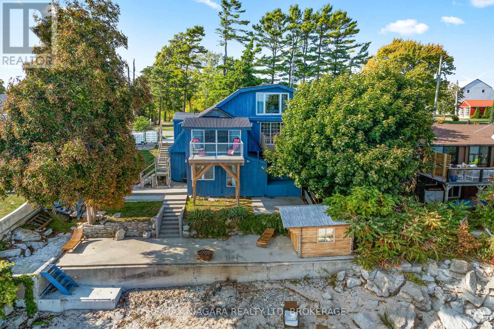 105 LIGHTHOUSE DRIVE - 2