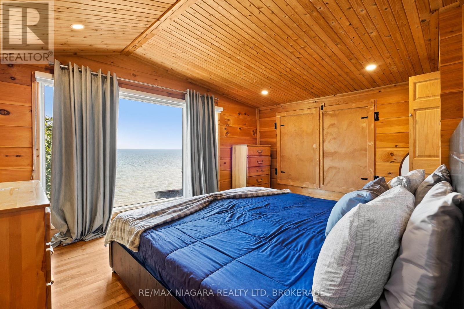 105 LIGHTHOUSE DRIVE - 21