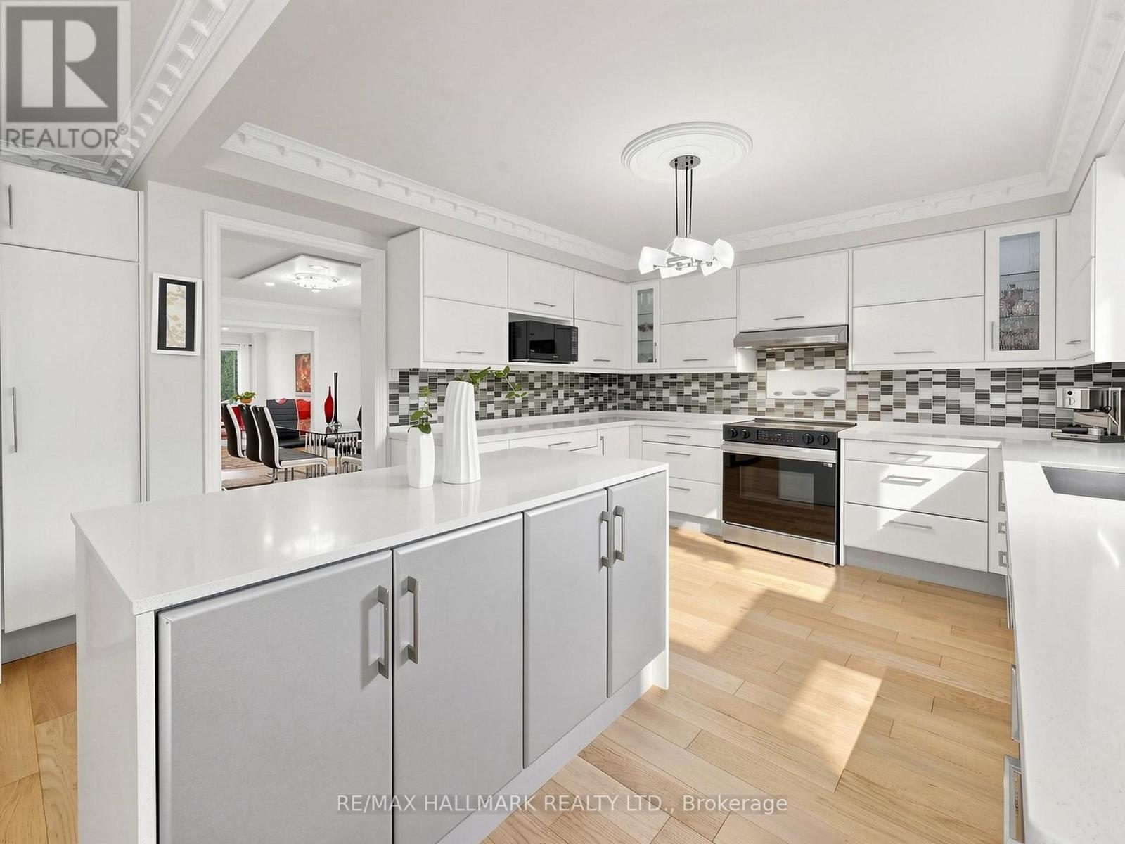 54 STAVE CRESCENT - 16