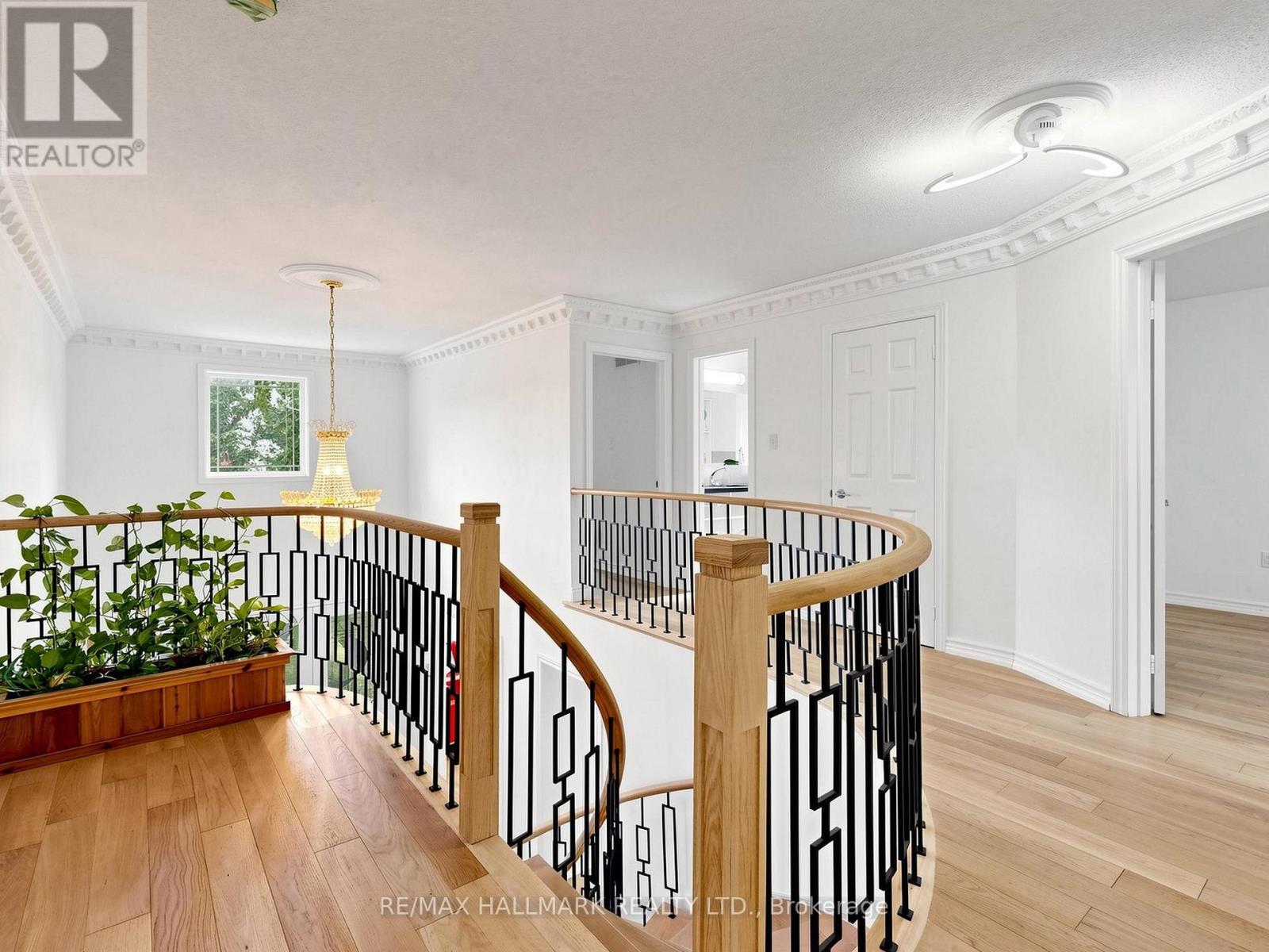 54 STAVE CRESCENT - 22
