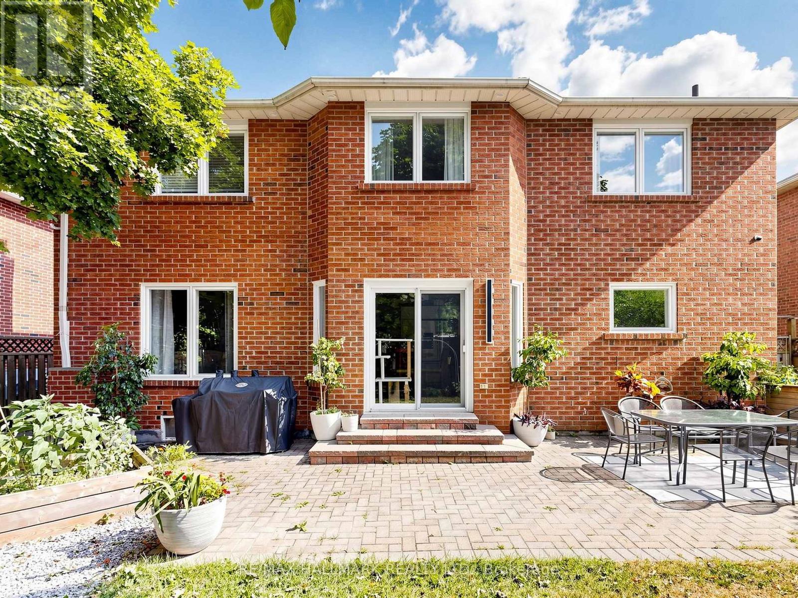 54 STAVE CRESCENT - 45