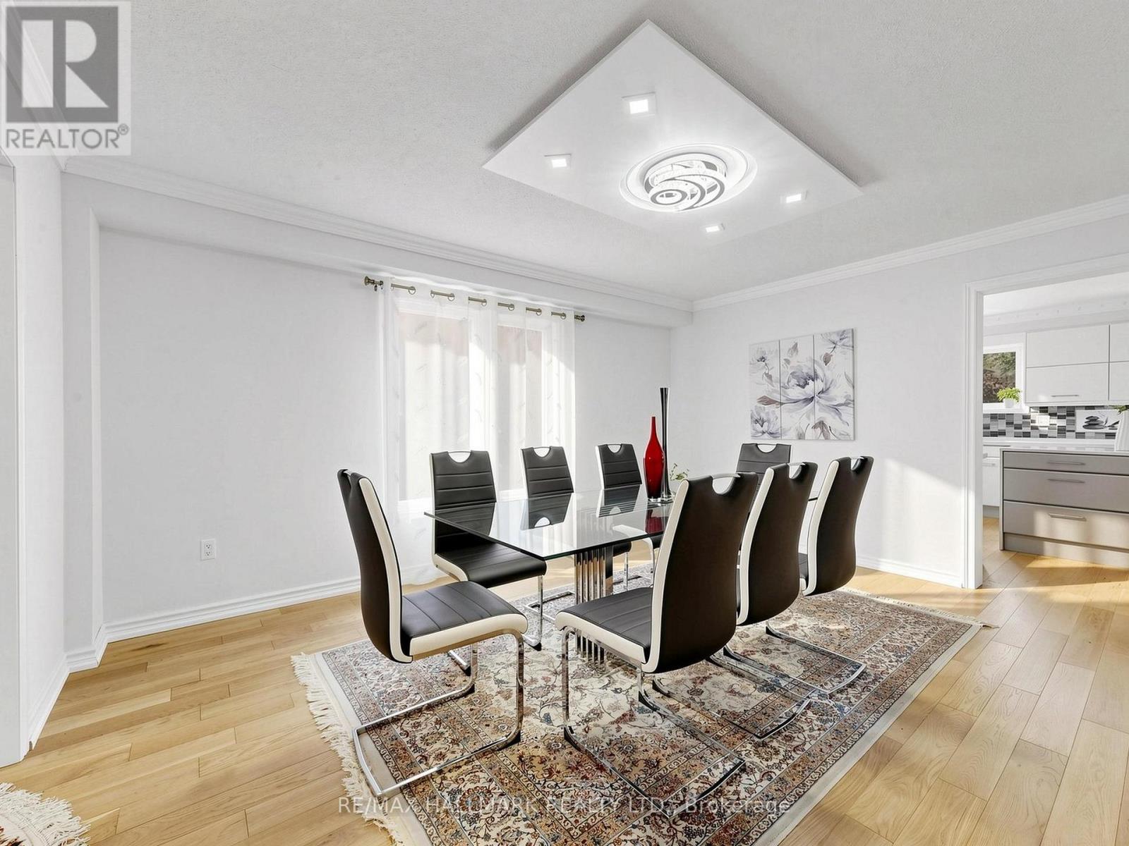 54 STAVE CRESCENT - 8