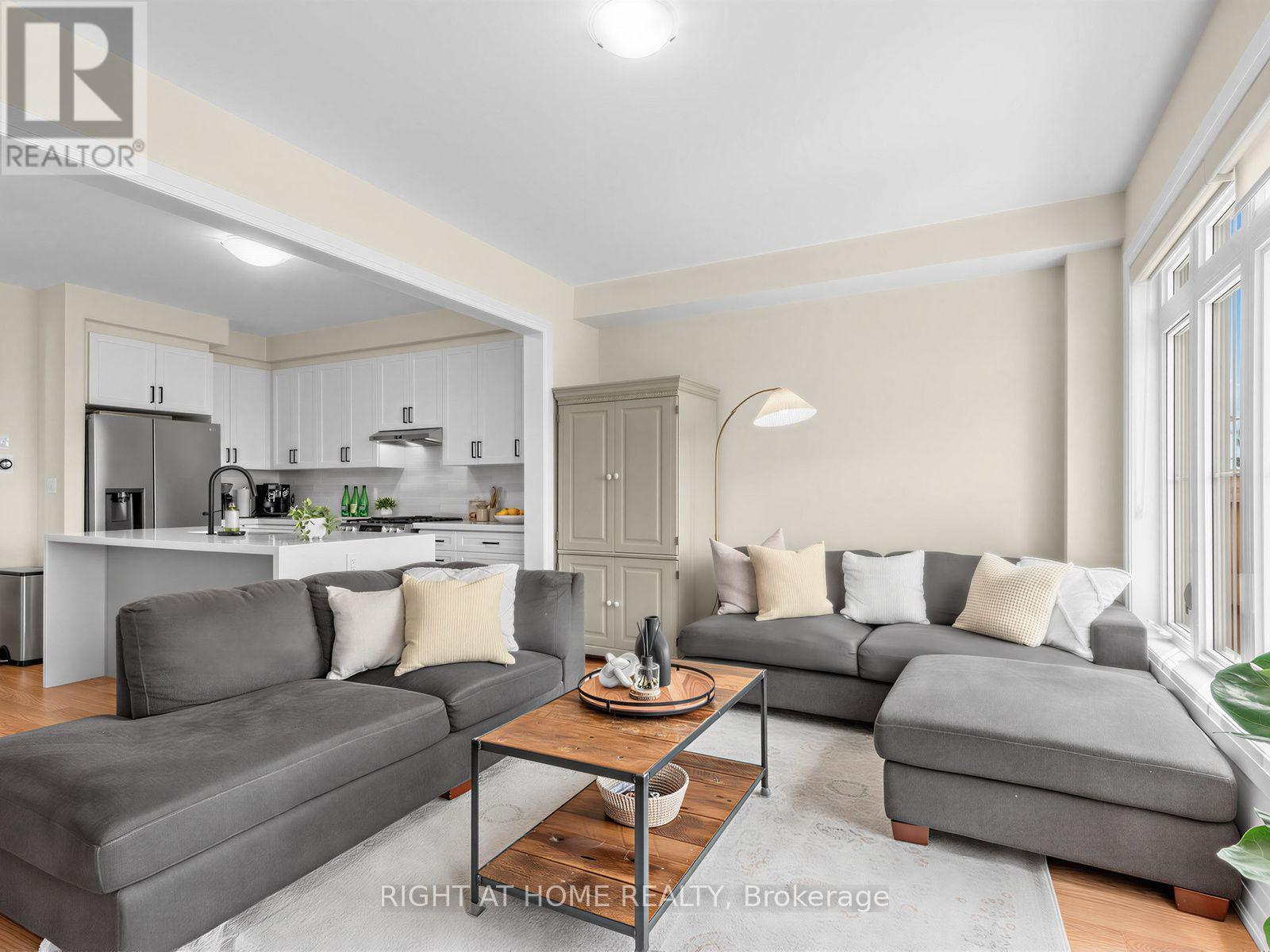 64 BEECHBOROUGH CRESCENT - 11