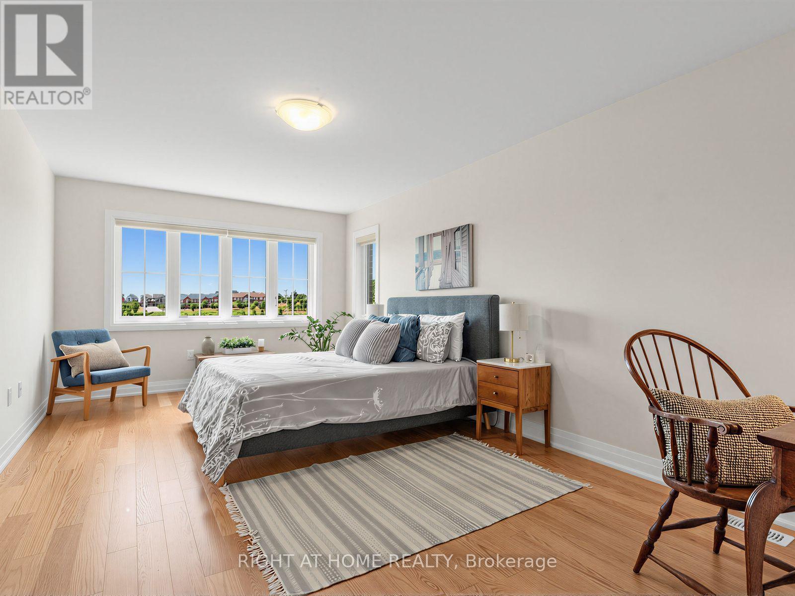 64 BEECHBOROUGH CRESCENT - 21