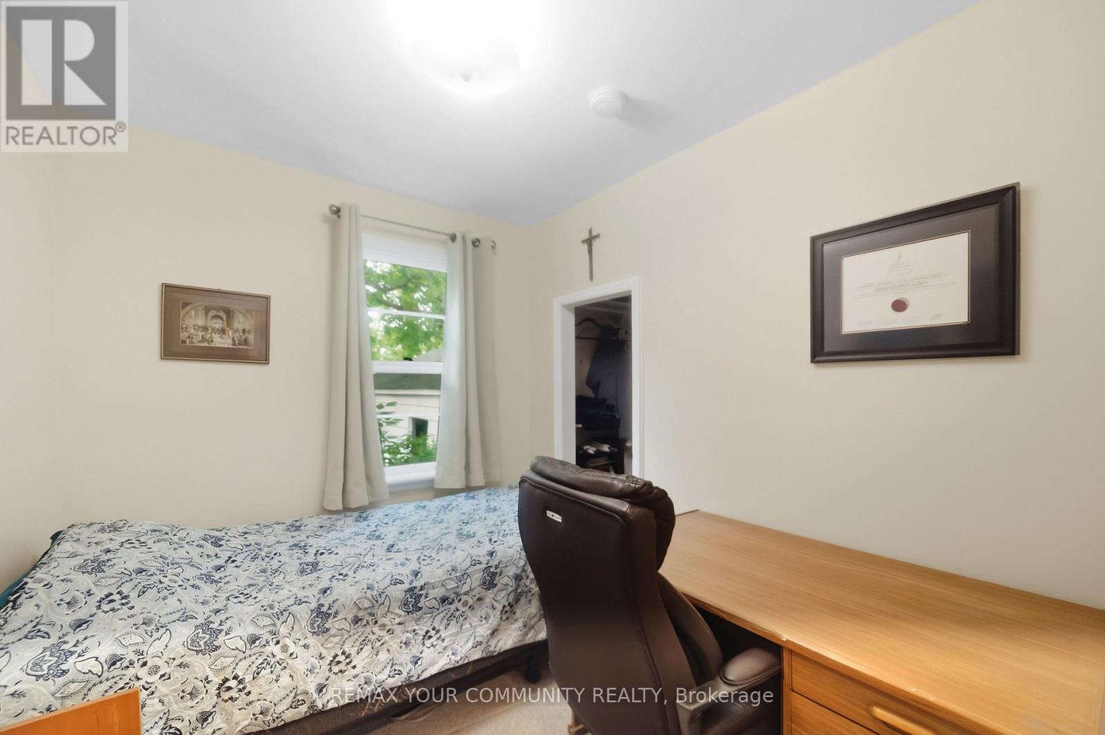 223 RICHMOND STREET - 10