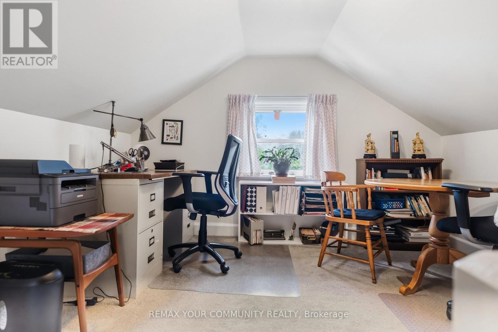 223 RICHMOND STREET - 12