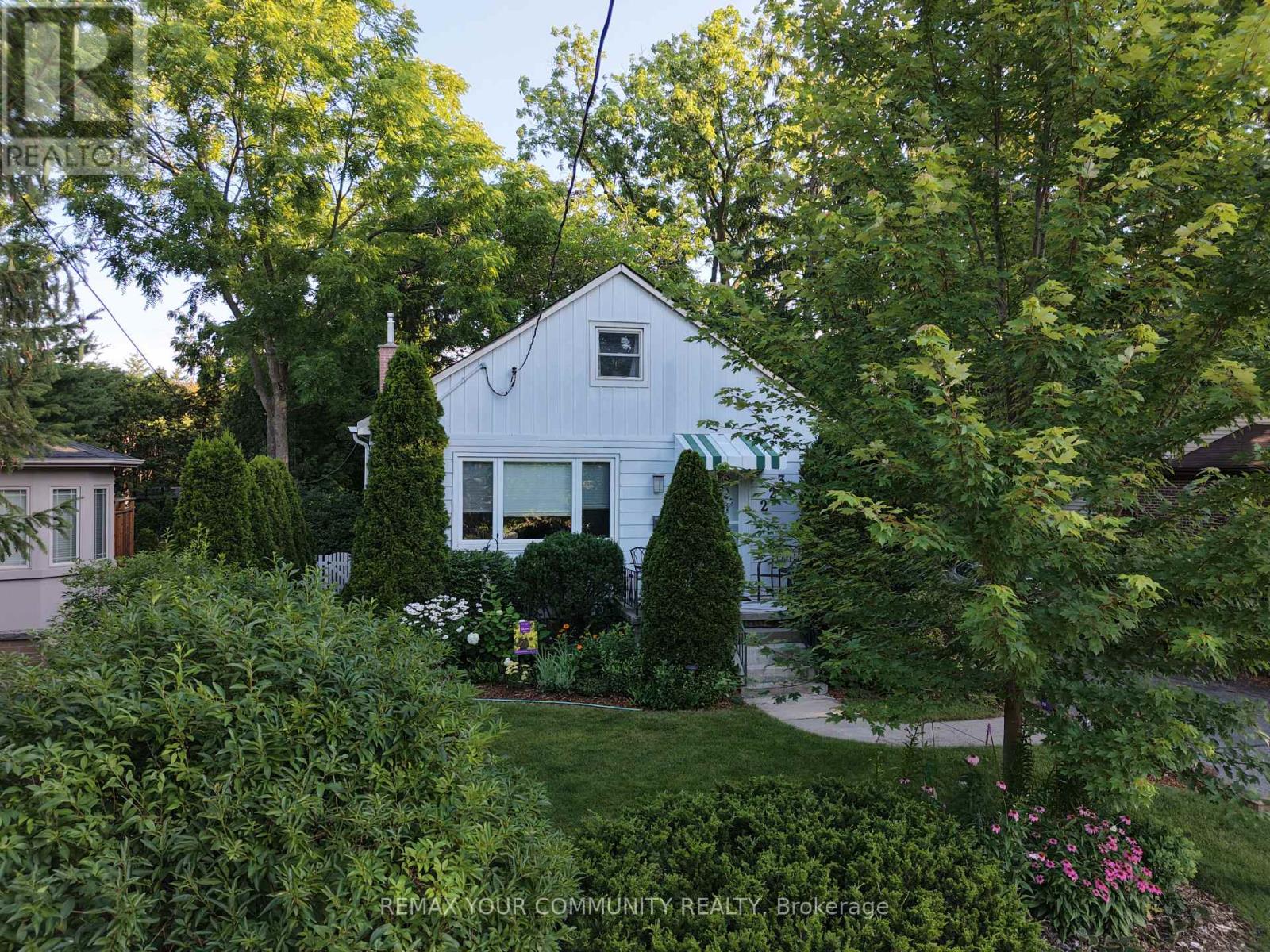 223 RICHMOND STREET - 2