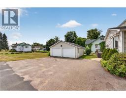 Sitting room - 84 Howard Street, Miramichi, NB E1N1V8 Photo 7