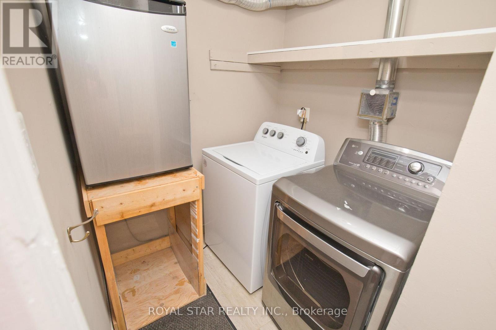 #1607 1535 LAKESHORE ROAD E - Image 29