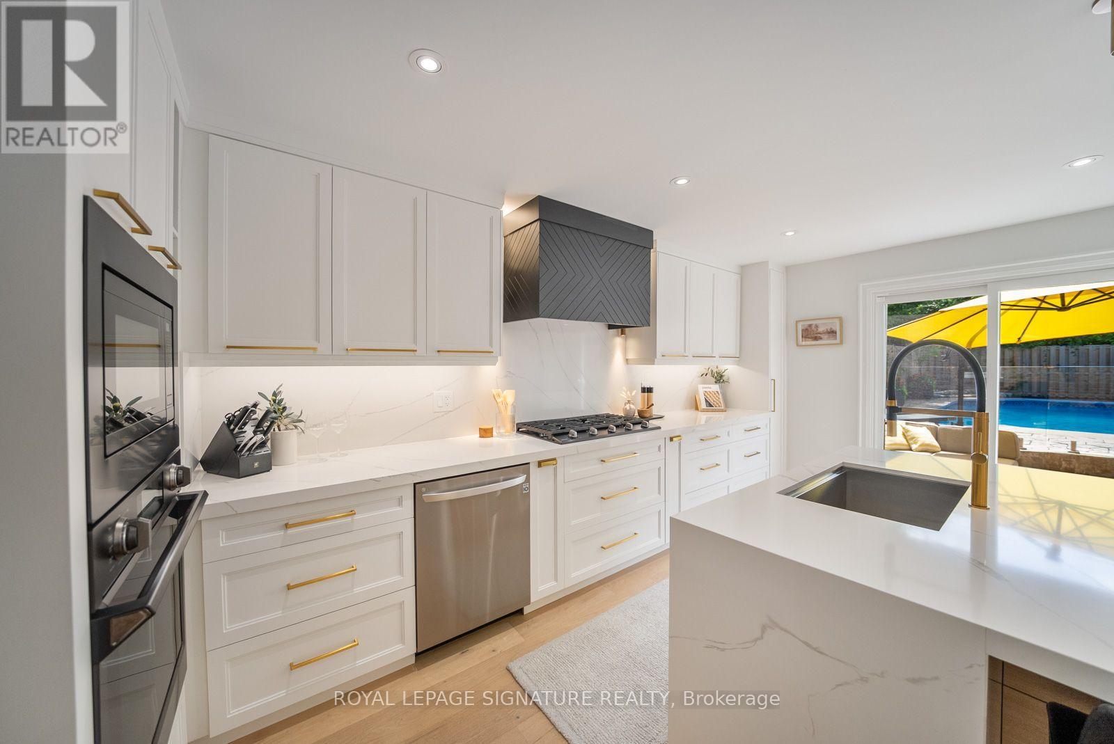 4194 TRELLIS CRESCENT - 18