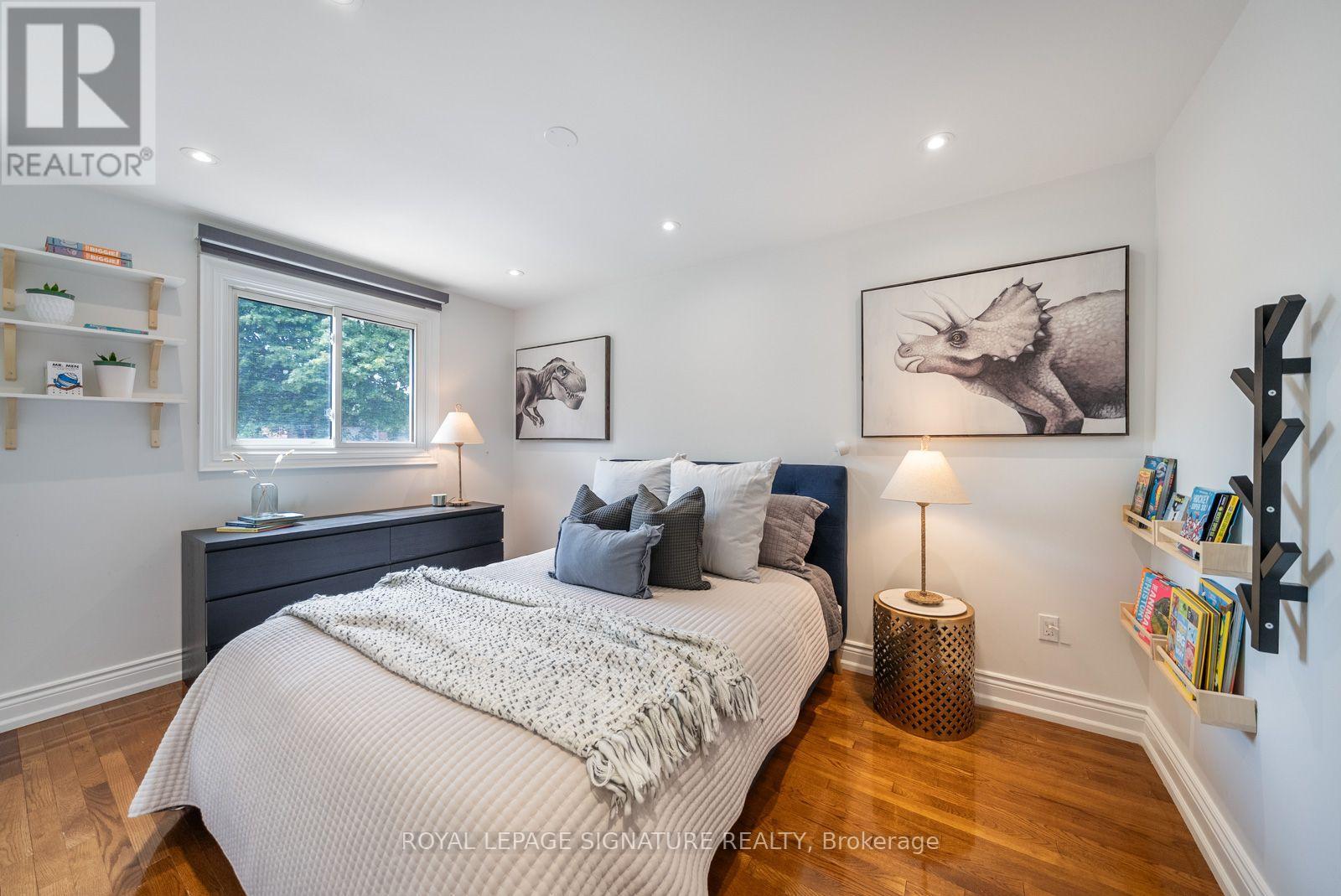 4194 TRELLIS CRESCENT - 31