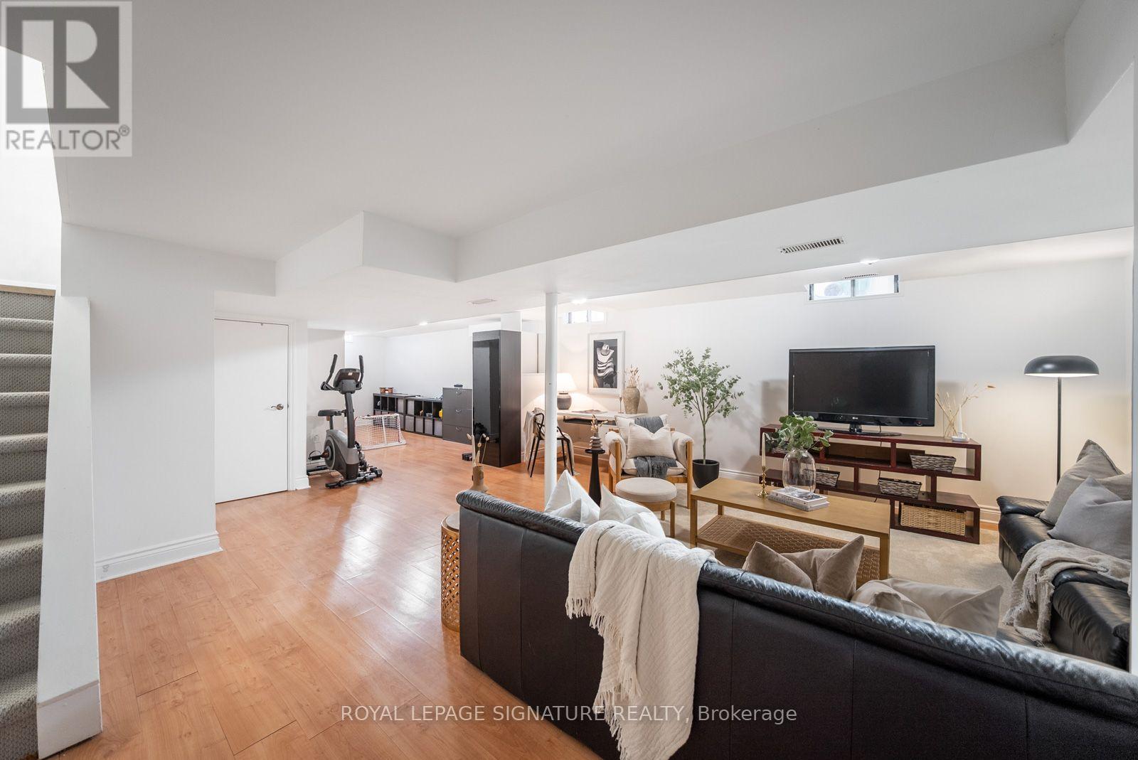 4194 TRELLIS CRESCENT - 36