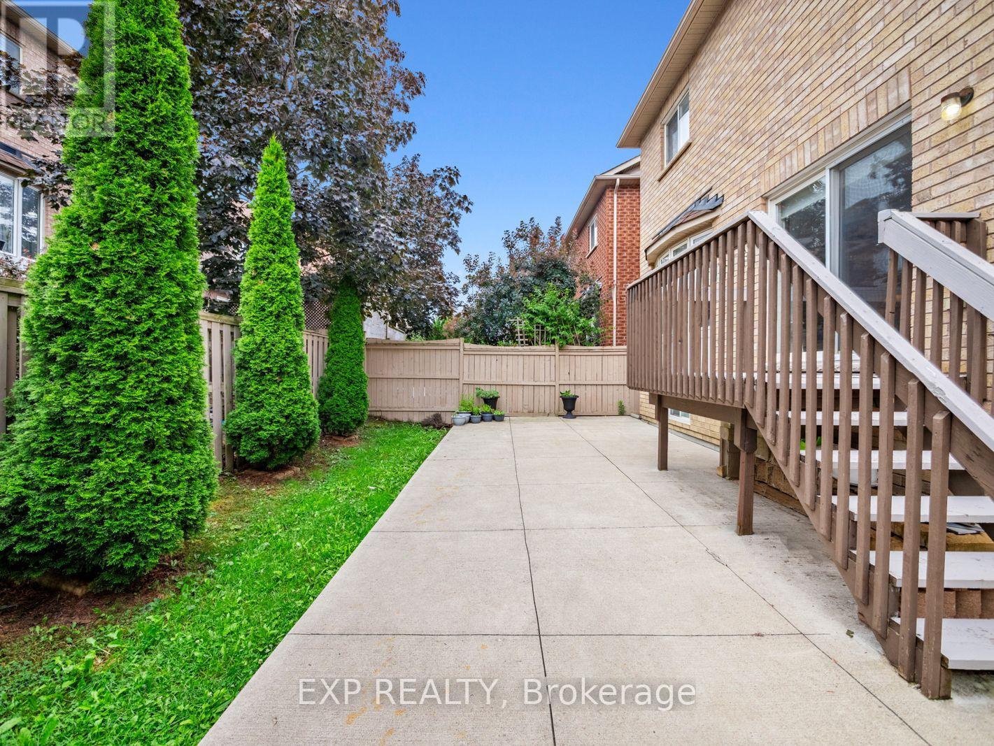 1 SEDGEWICK CIRCLE - 26