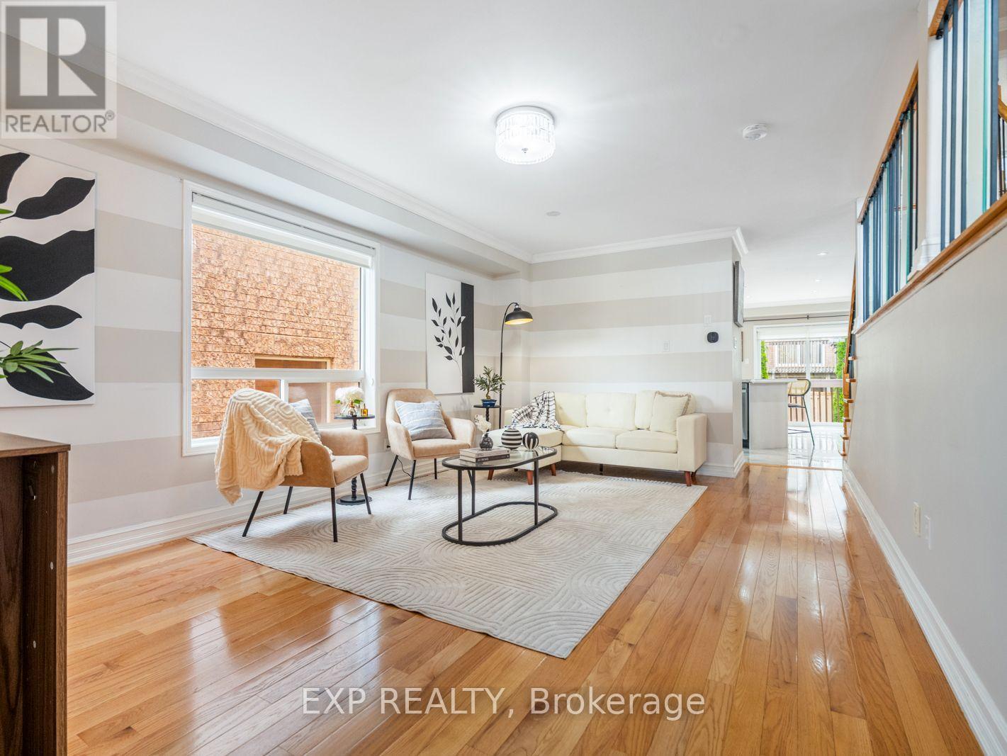1 SEDGEWICK CIRCLE - 4