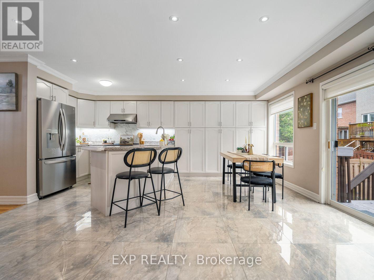 1 SEDGEWICK CIRCLE - Image 6