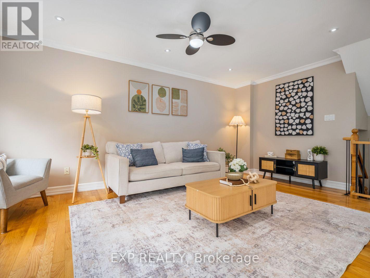 1 SEDGEWICK CIRCLE - Image 8