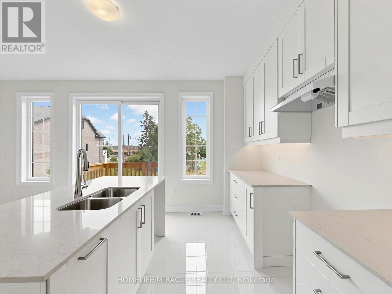 8 RALSTON COURT - 13