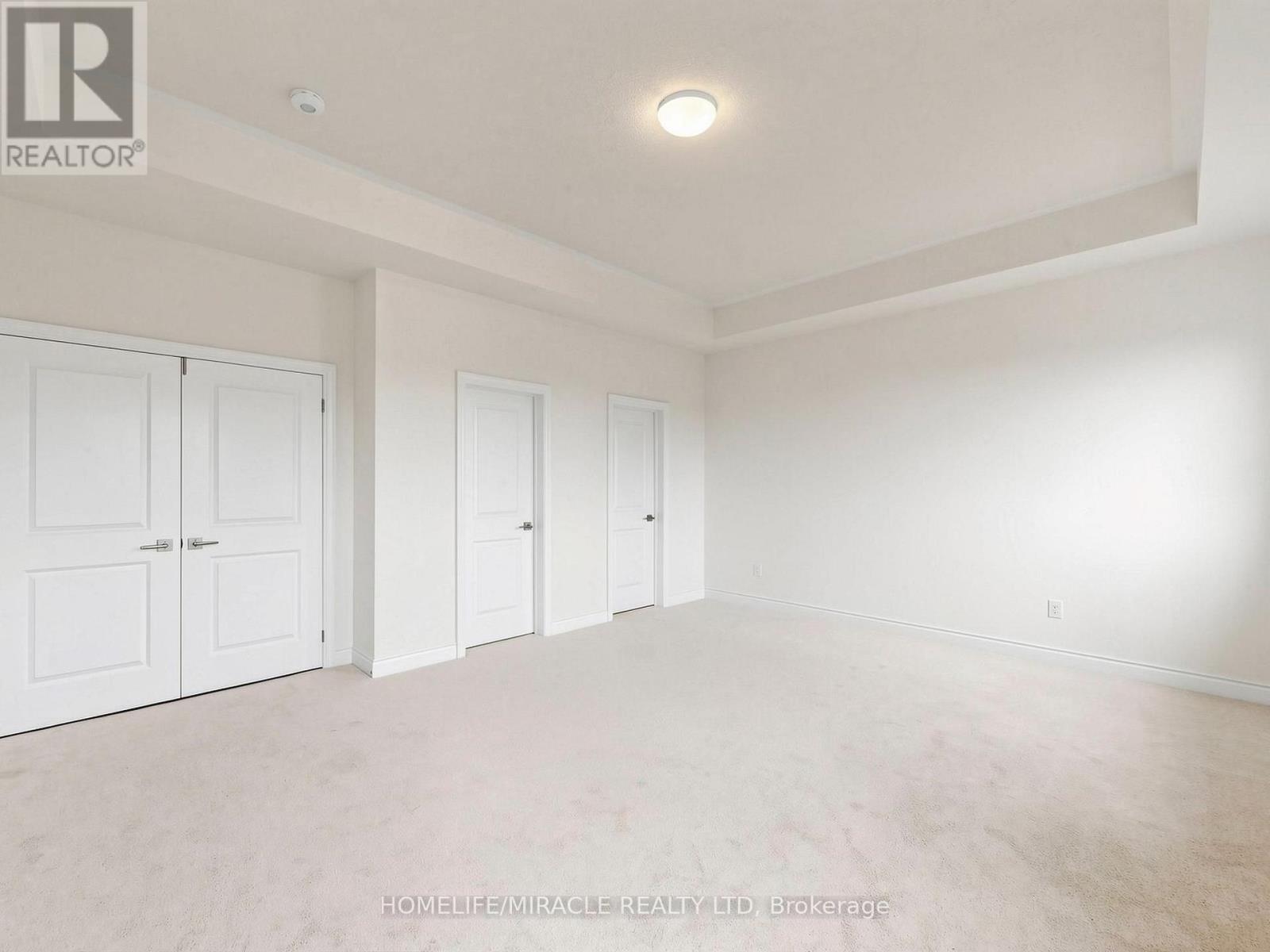 8 RALSTON COURT - 25