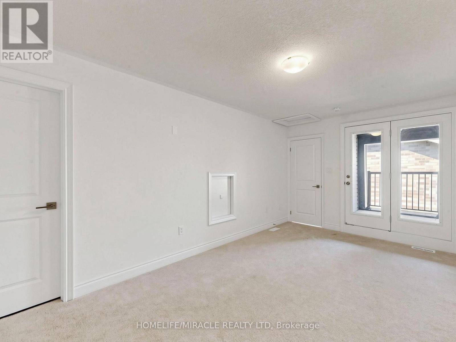 8 RALSTON COURT - 39