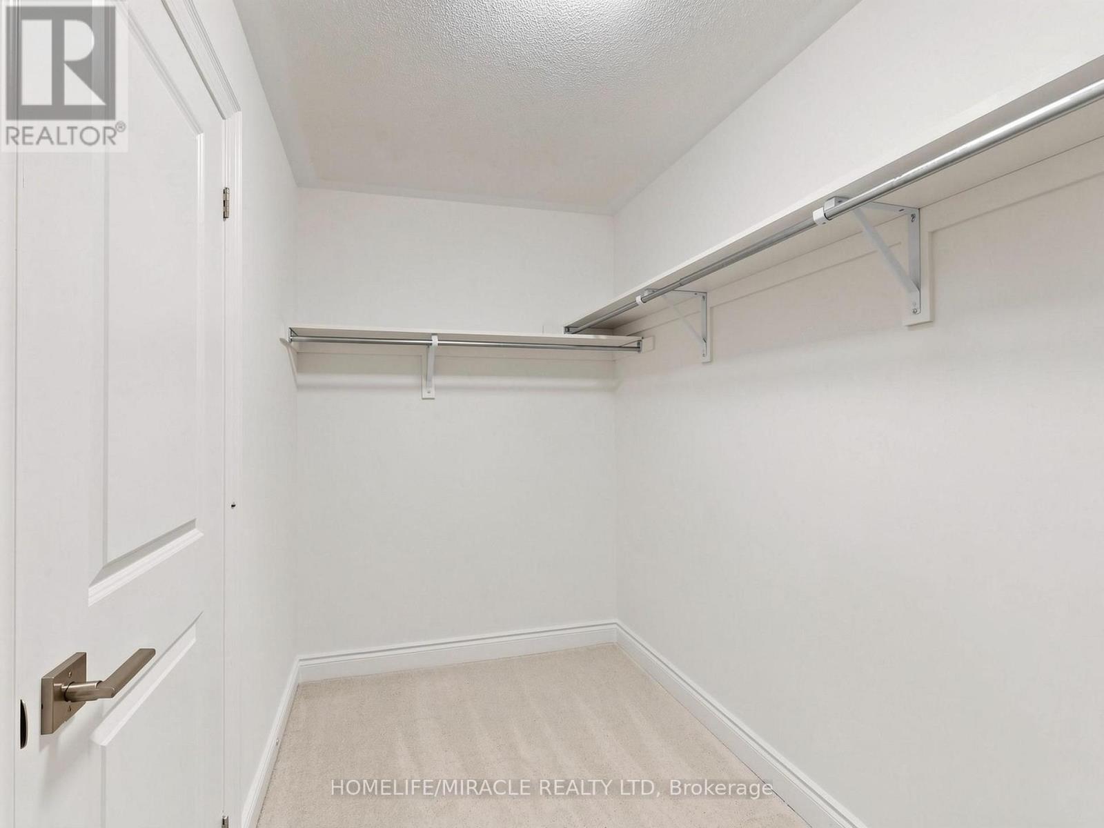 8 RALSTON COURT - 41