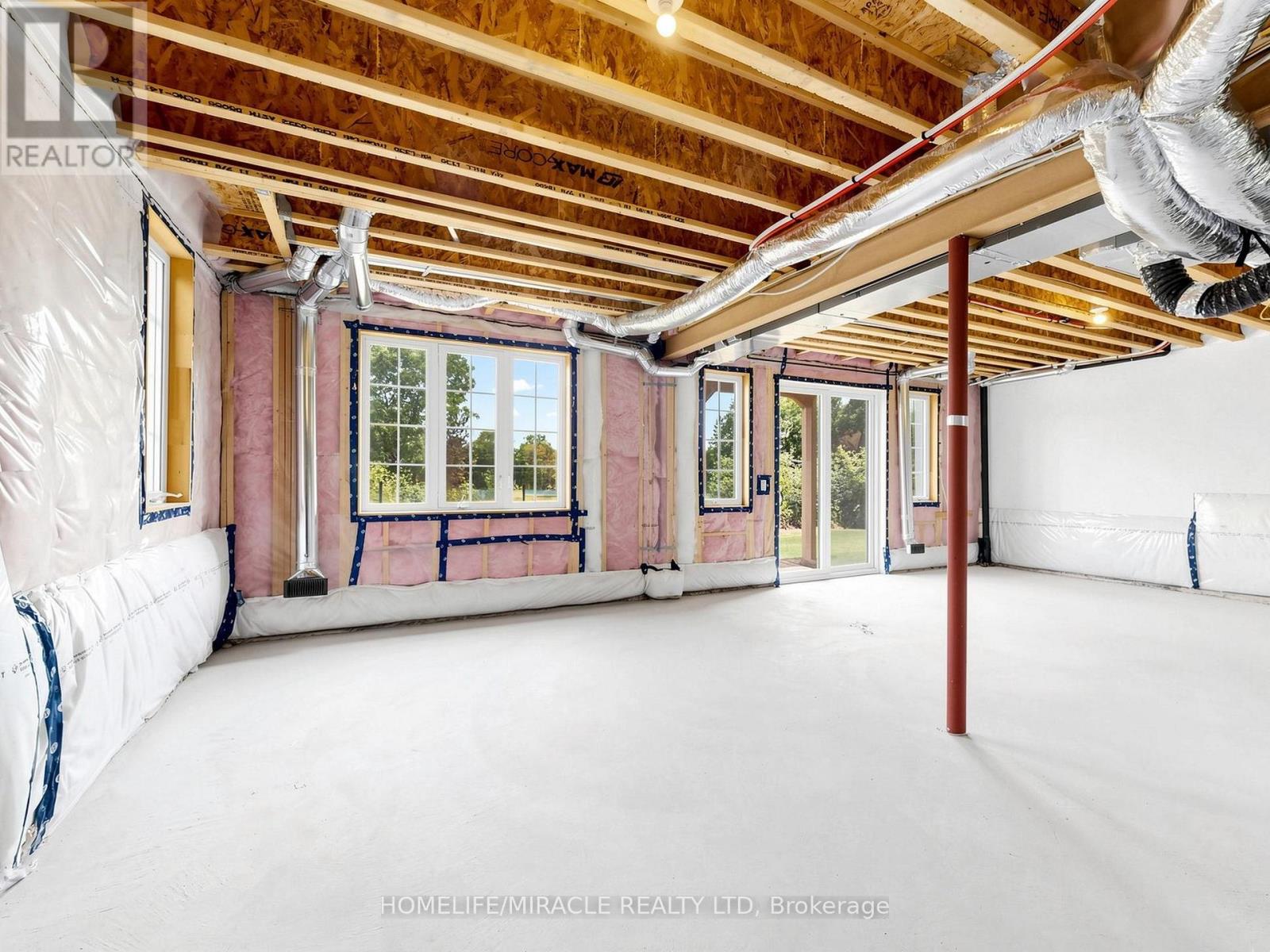 8 RALSTON COURT - 44