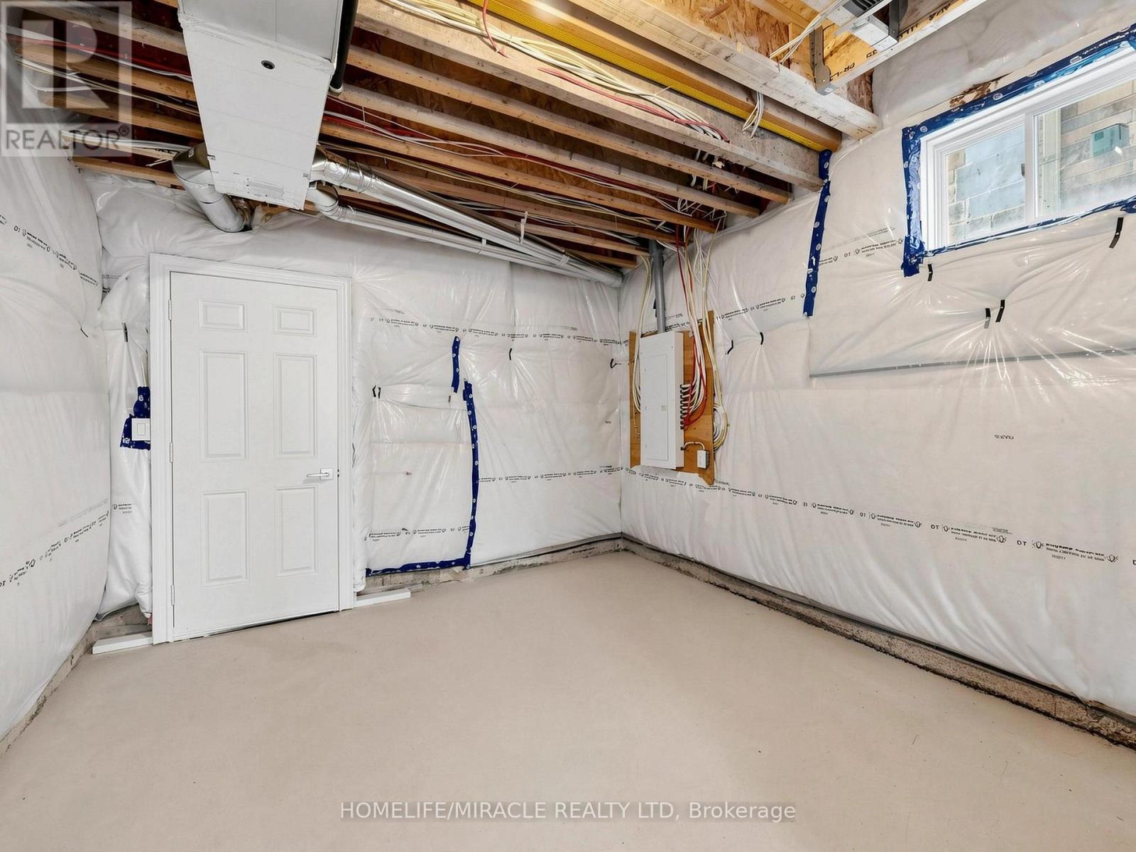 8 RALSTON COURT - 46