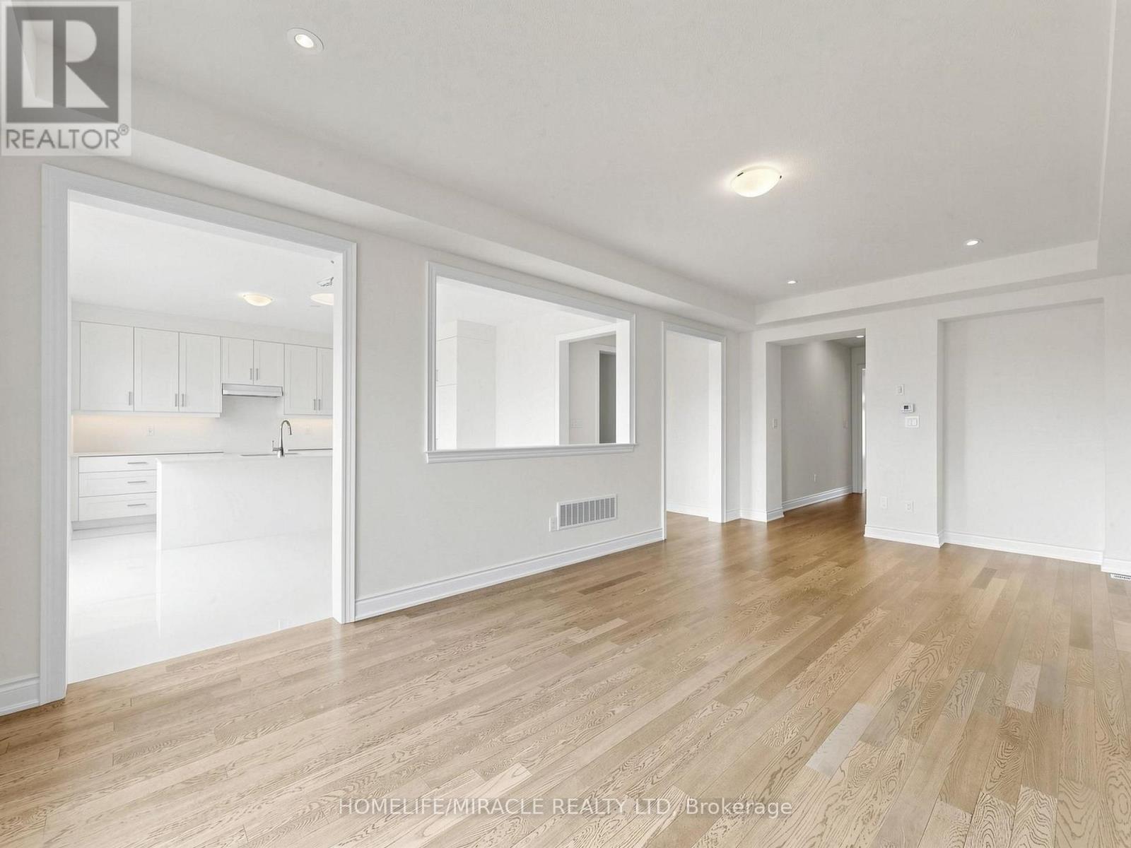 8 RALSTON COURT - 7