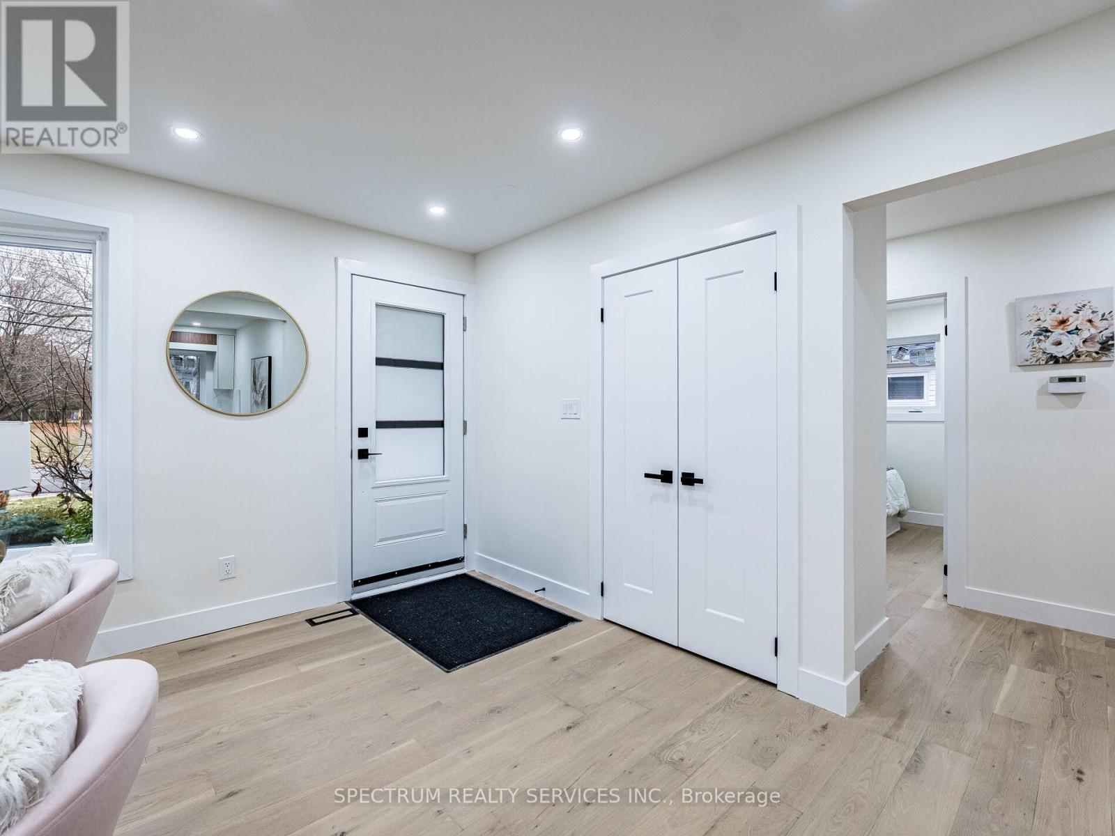 914 FRANCIS ROAD - 19