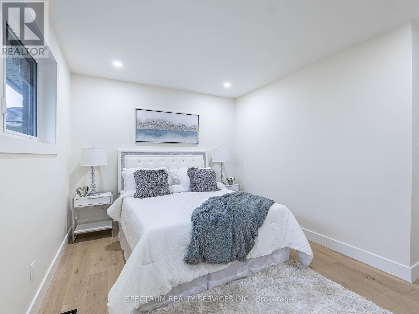 914 FRANCIS ROAD - 21