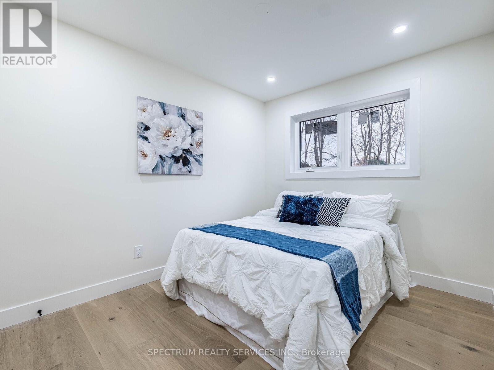 914 FRANCIS ROAD - 25