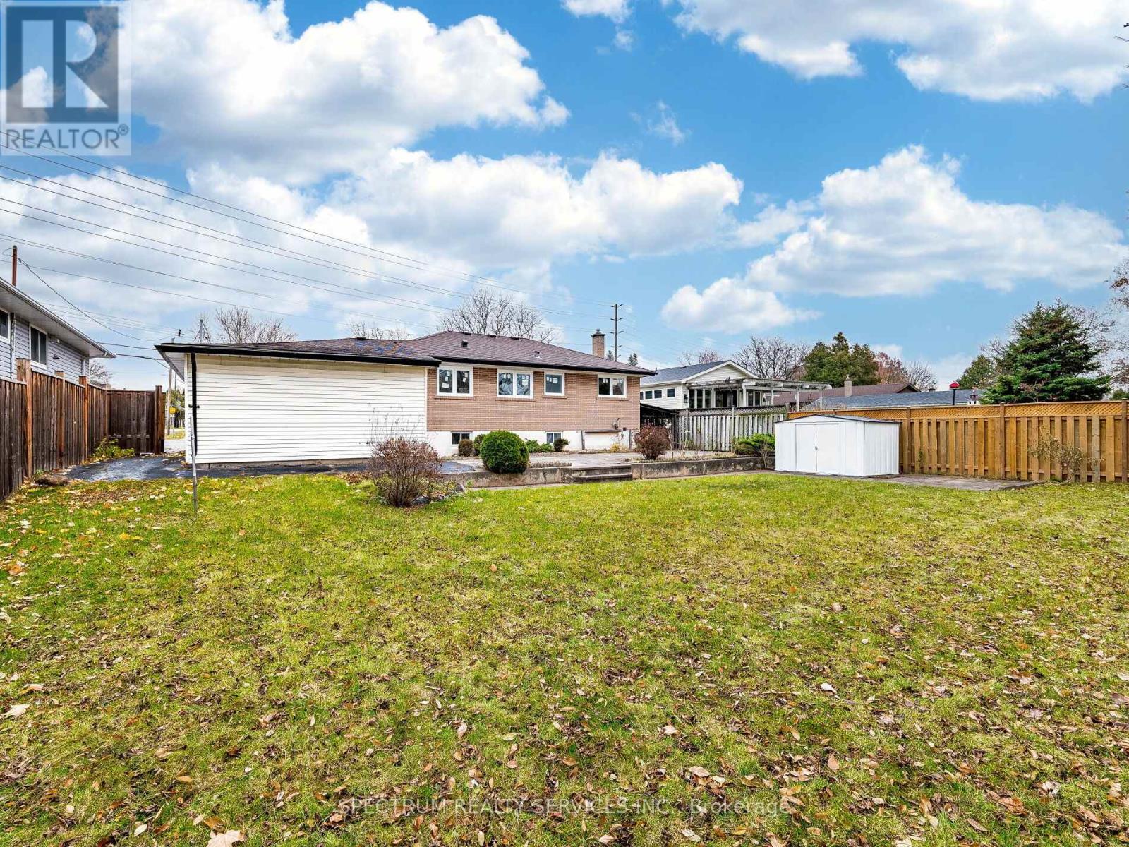 914 FRANCIS ROAD - 48