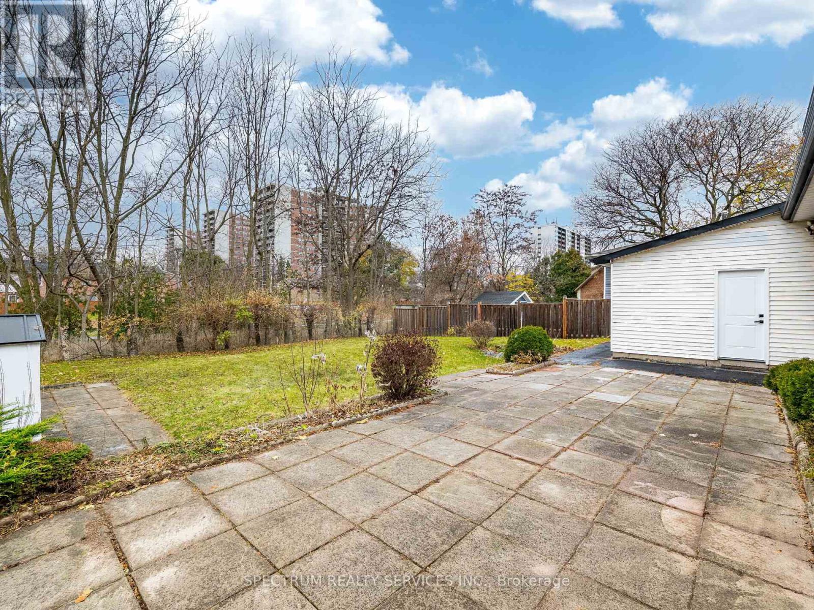 914 FRANCIS ROAD - 49