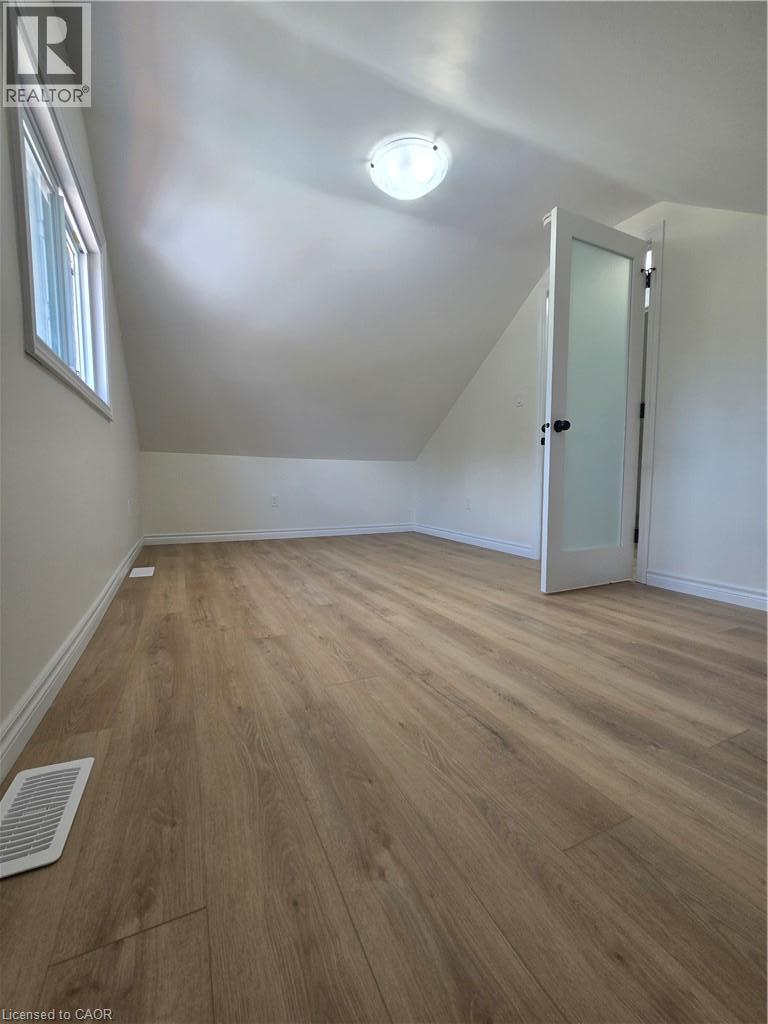 13 STANLEY Street - 14